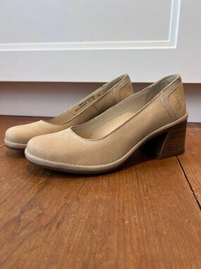 Fly London Shoes, Size 36 (US 6), 2" Angular block heels, beige